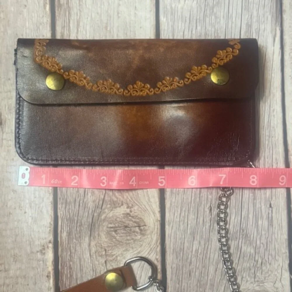 Vintage Tooled Leather Trucker Wallet w/ Chain – Brown – NEW Old Stock